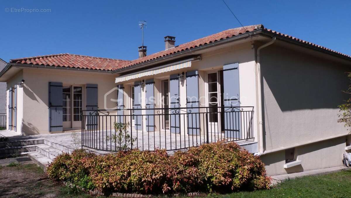 Maison à RIBERAC