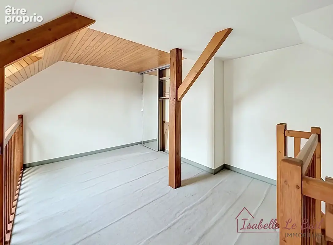 Duplex t2 bis, 53 m²- dernier  etage - centre historique - photo 4