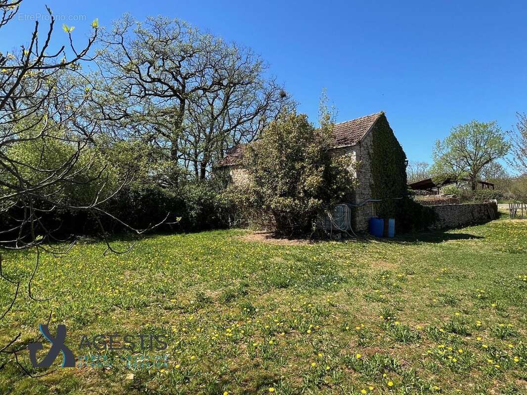   - Maison à PROMILHANES