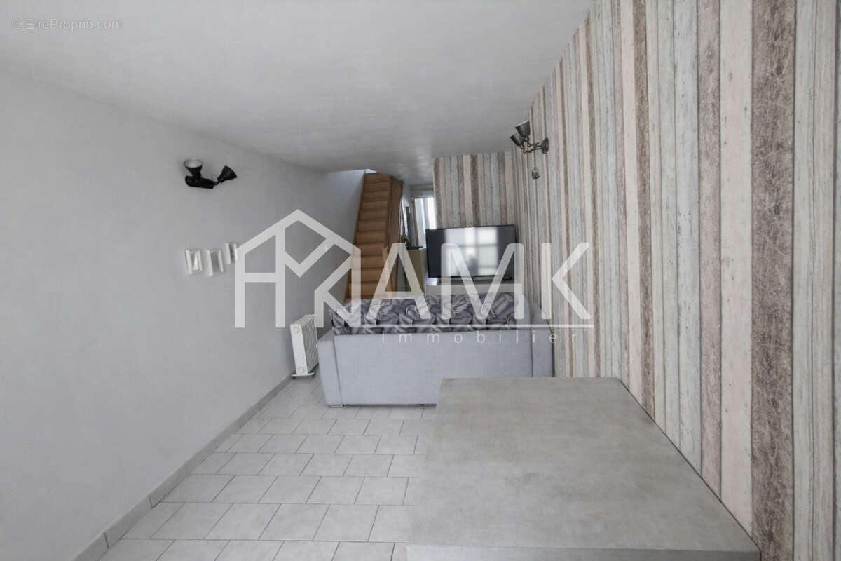 Appartement à LA PENNE-SUR-HUVEAUNE