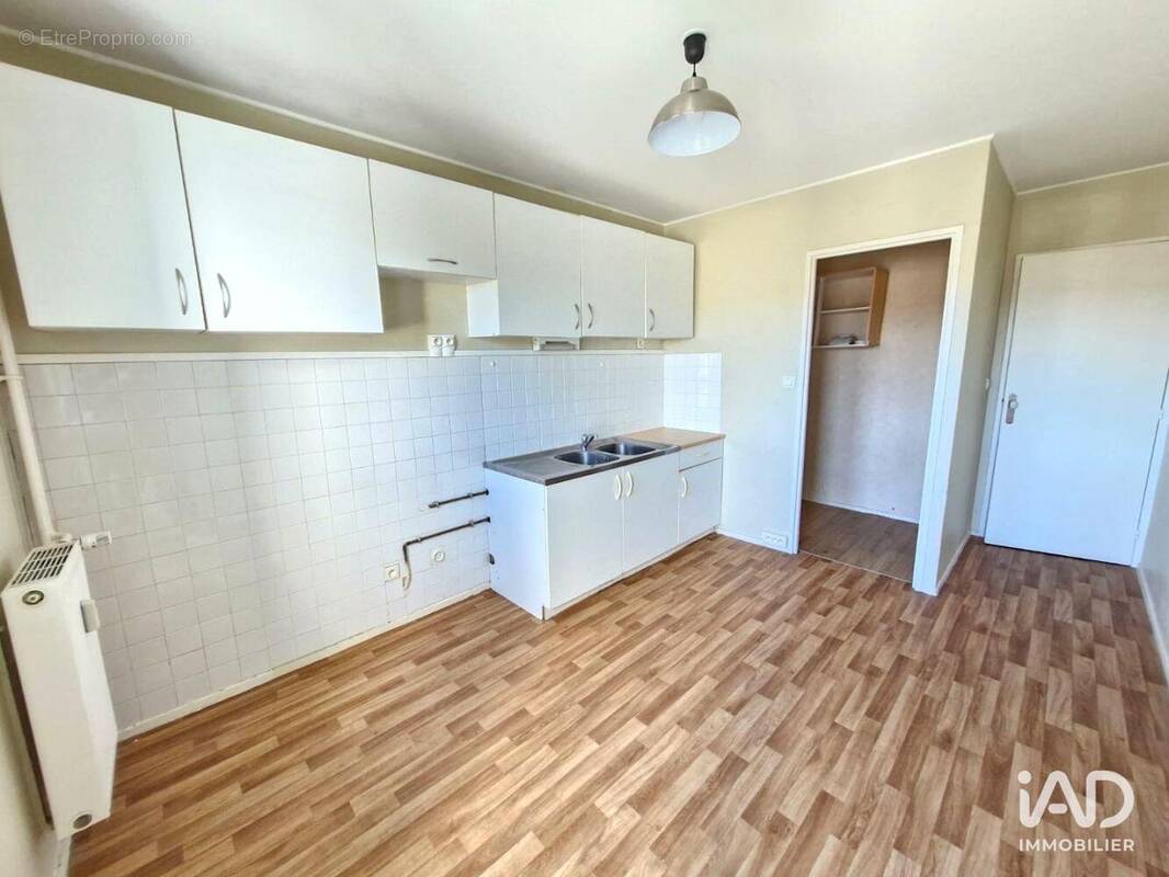 Photo 1 - Appartement à FLEURY-LES-AUBRAIS