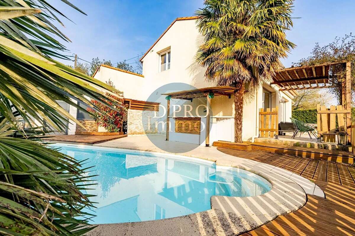Maison rénovée avec piscine - 142 m² - Suite parentale - Vertou Portereau - photo 14
