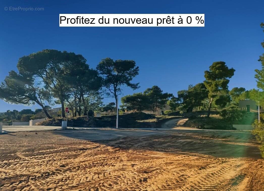 Terrain à LEZIGNAN-CORBIERES