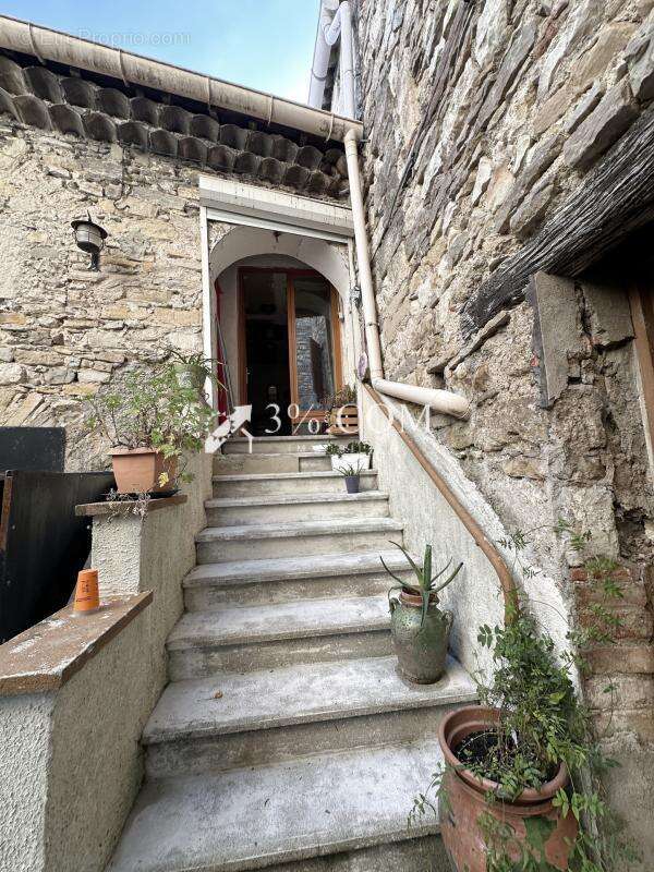 Maison à ROUSSON