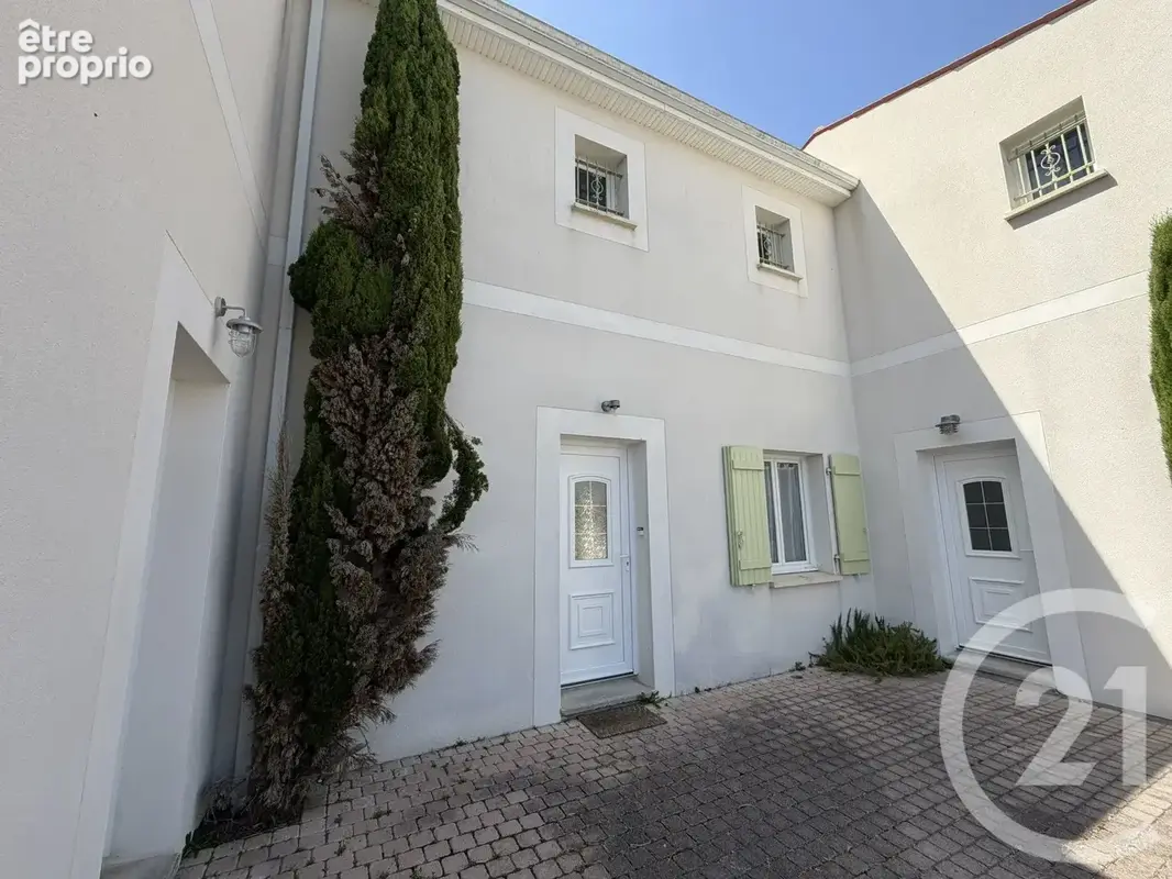 Photo Maison à Royan au prix de 294 600€