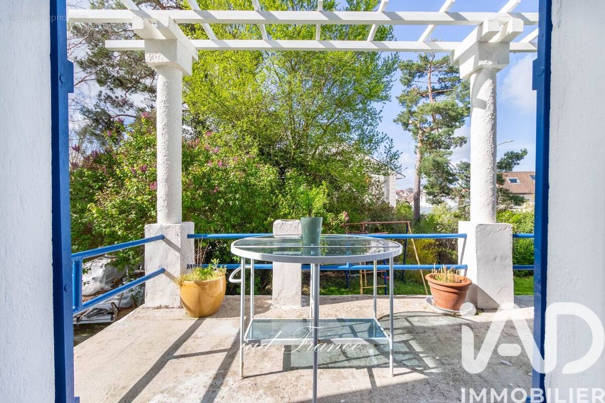 Photo 1 - Maison à JOUY-EN-JOSAS