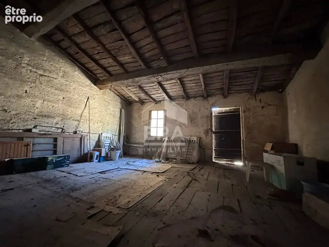 Maison à vendre à Tauriac - 7 pièces, 209 m², travaux à prévoir - photo 17