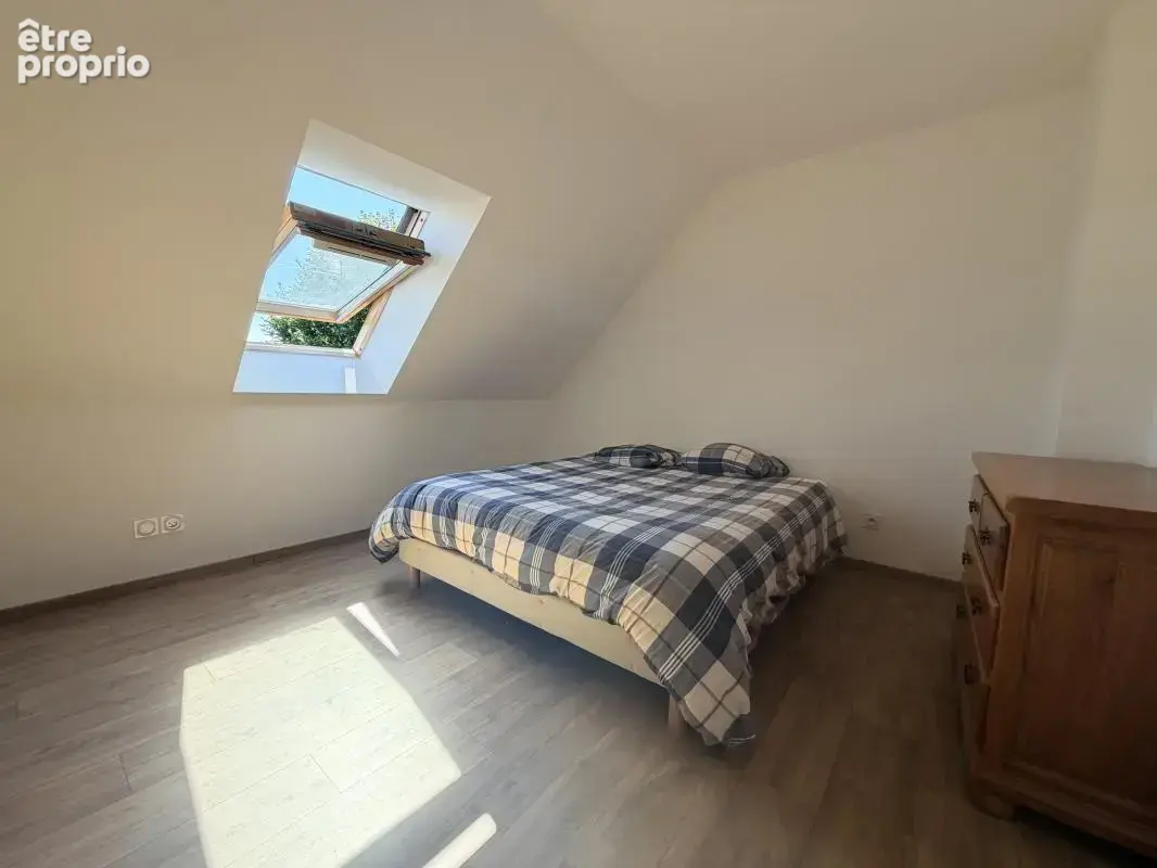 A saint gatien des bois – maison récente 4 chambres - photo 11
