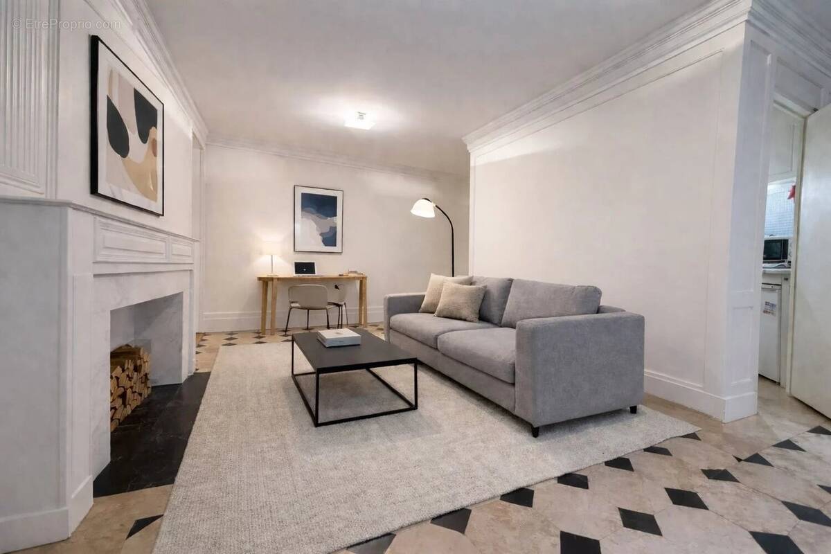 Appartement à PARIS-6E