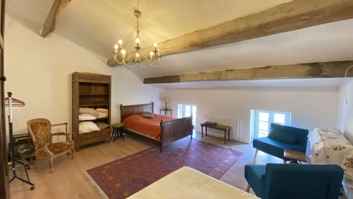 Maison à BOUTENAC-TOUVENT