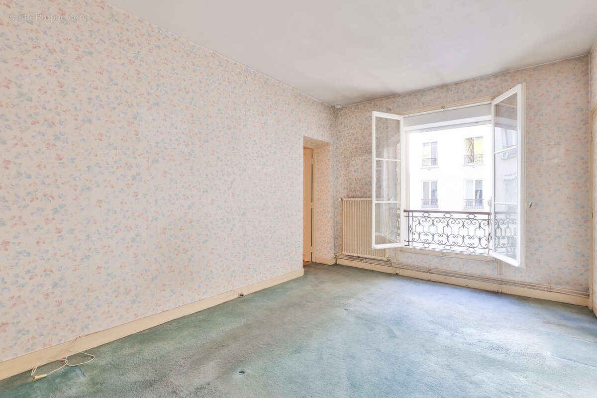 Appartement à PARIS-11E