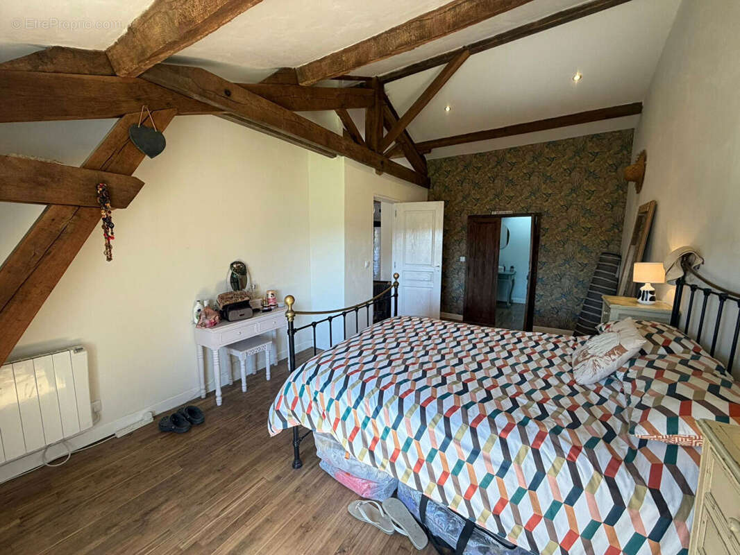 Maison à DROUX