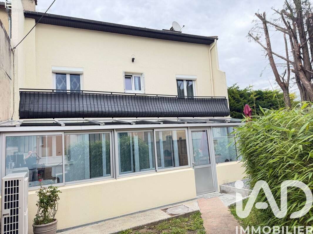 Photo 2 - Maison à VILLENEUVE-LE-ROI