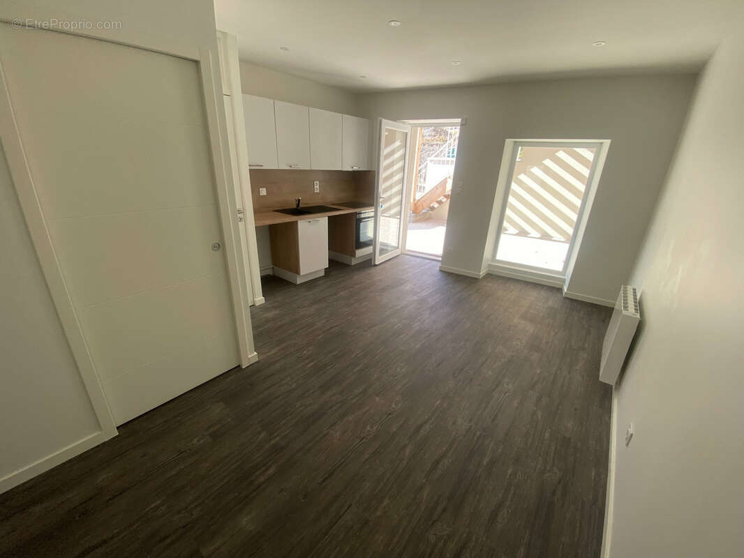 Appartement à SAINT-ALBAN-LES-EAUX