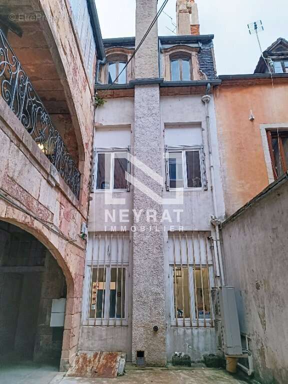Appartement à AUXONNE