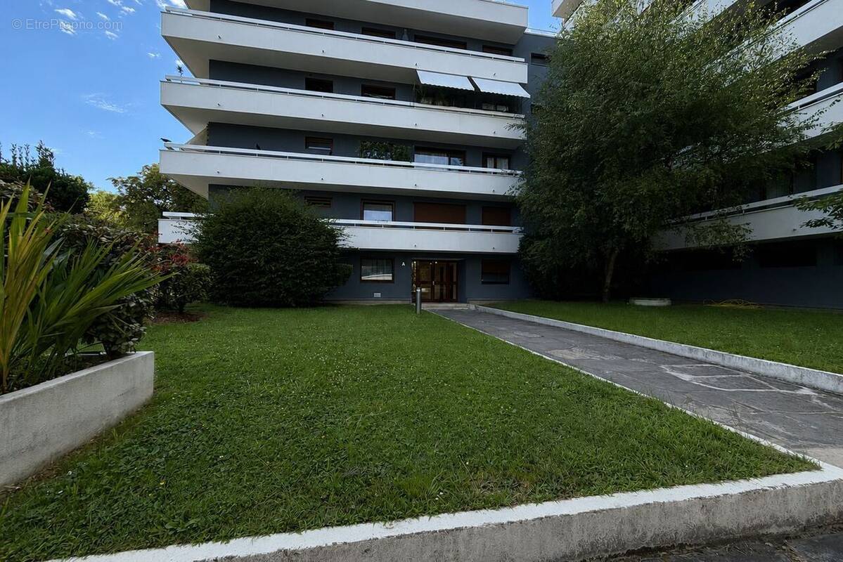 Appartement à SEVRES