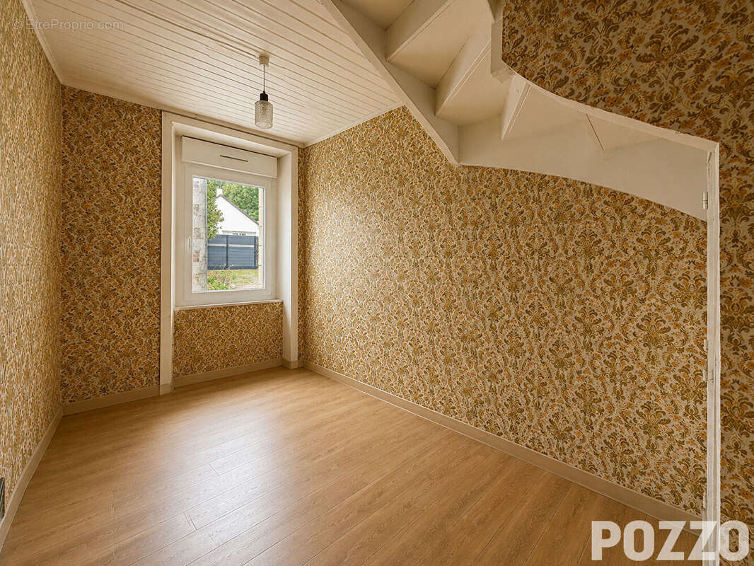 Maison  pierres à Cérences 3  de  86 m2 avec Hangar de 66m² - photo 6