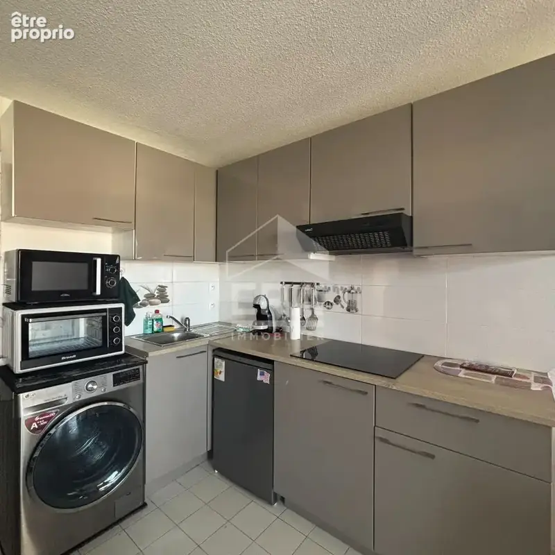 FREJUS PLAGE. Studio cabine 27 m2 - photo 3