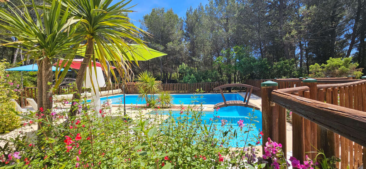Propriété de 245 m²  / Environnement naturel d'exception - photo 2