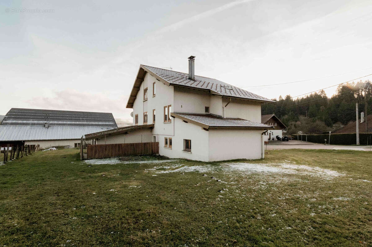 Maison à LA LONGEVILLE