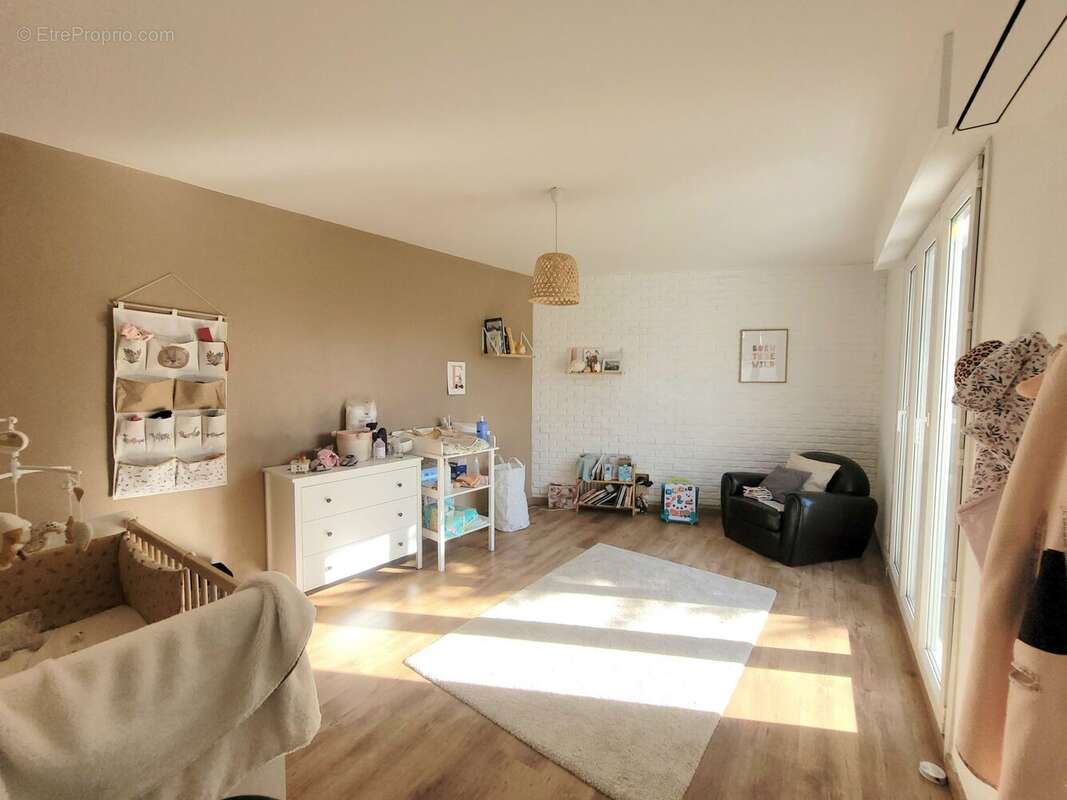 Maison à CHAMPIGNY-SUR-MARNE