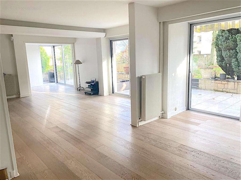 Appartement à SAINT-CLOUD