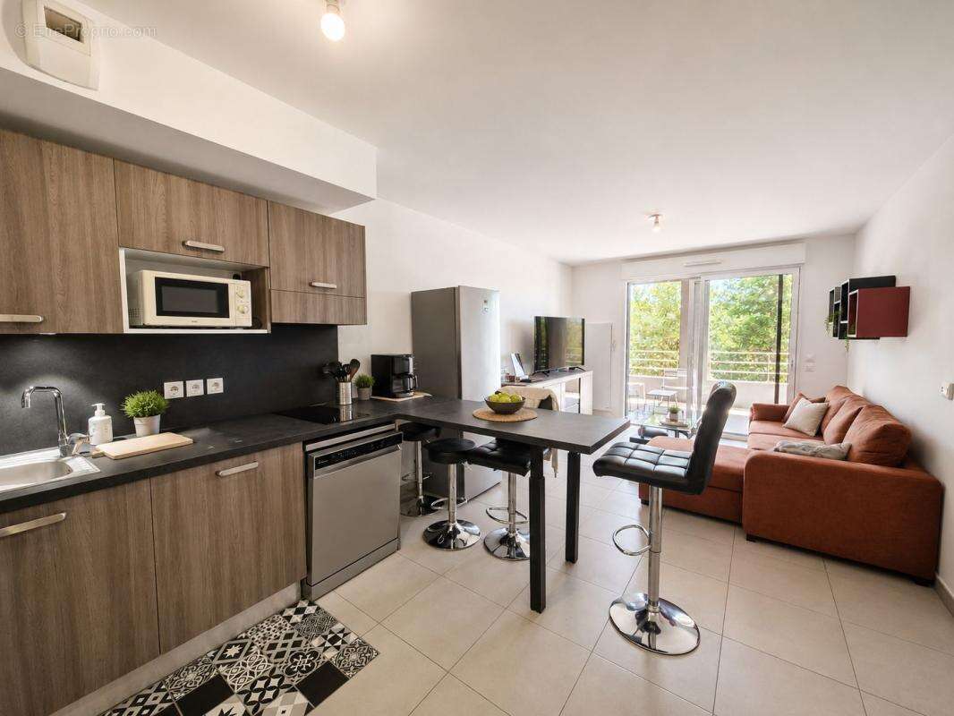 Appartement à CASTELNAU-LE-LEZ
