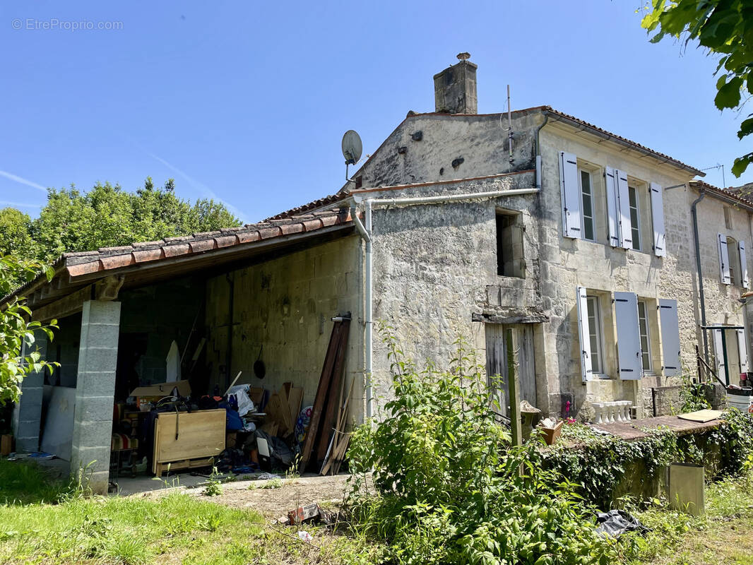 Maison à SAINT-SAVINIEN