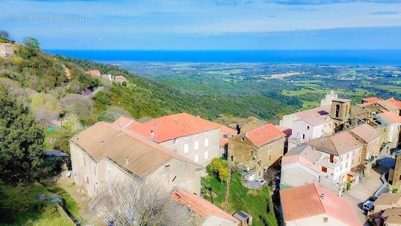 Appartement à LINGUIZZETTA