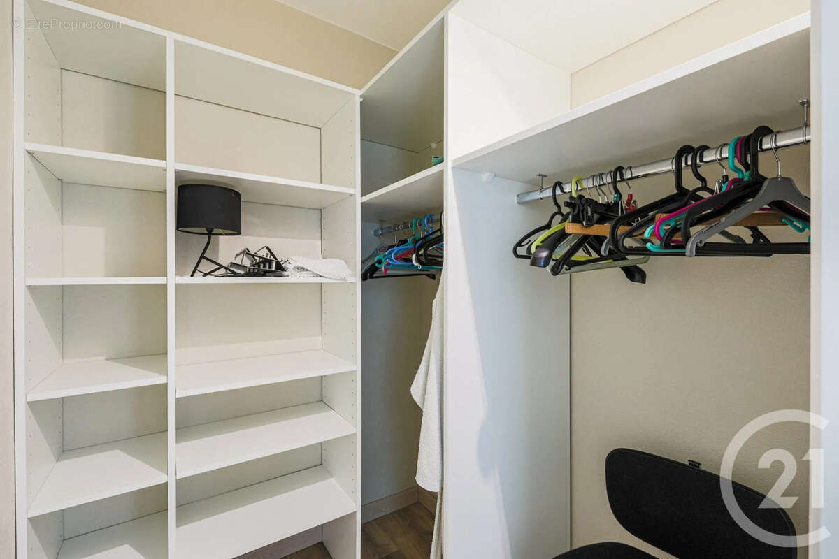 Appartement à SAINT-MARTIN-D'HERES
