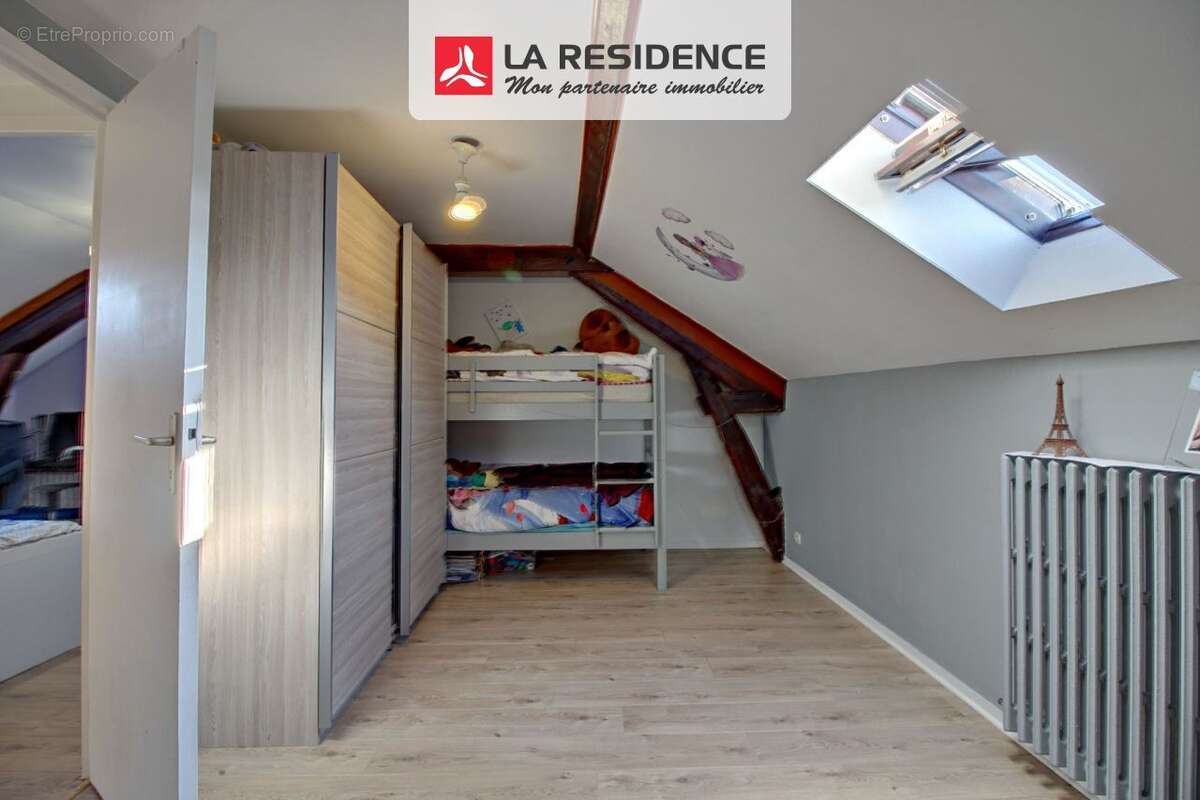 Maison à LES MUREAUX