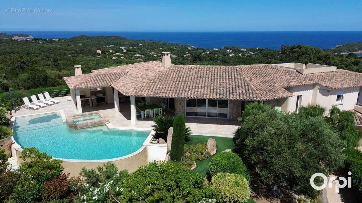 Maison à PORTO-VECCHIO