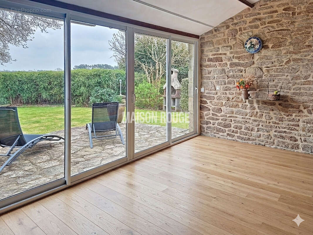 Longère sur 1500 m² de terrain paysagé GOLFE DU MORBIHAN - photo 12