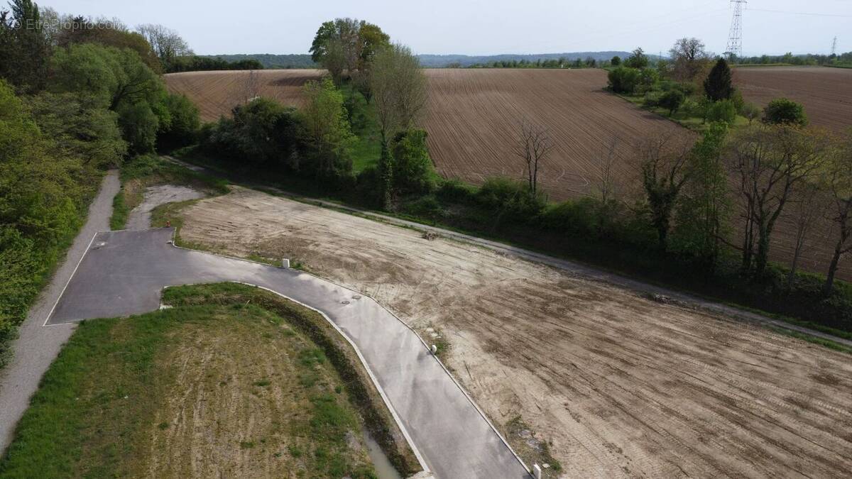 Terrain à MORSCHWILLER-LE-BAS