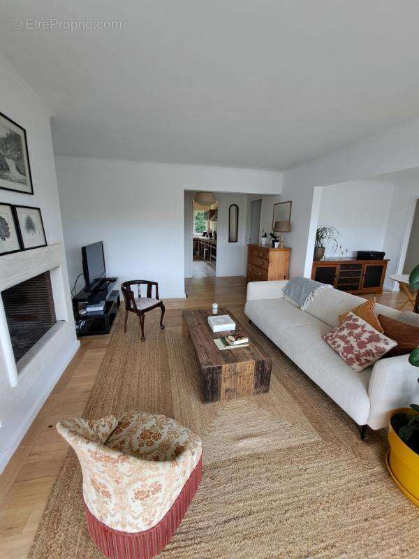 Appartement à NOISY-LE-ROI