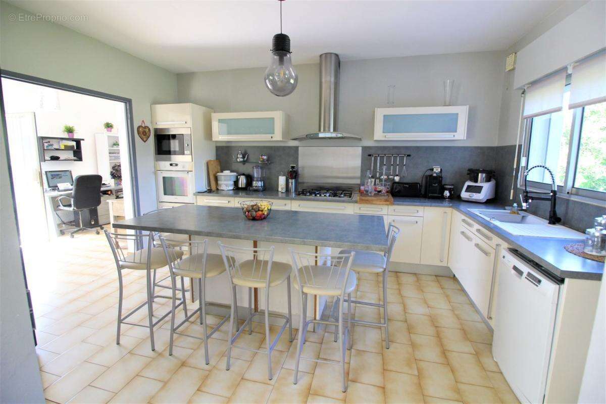 Maison à BARJAC