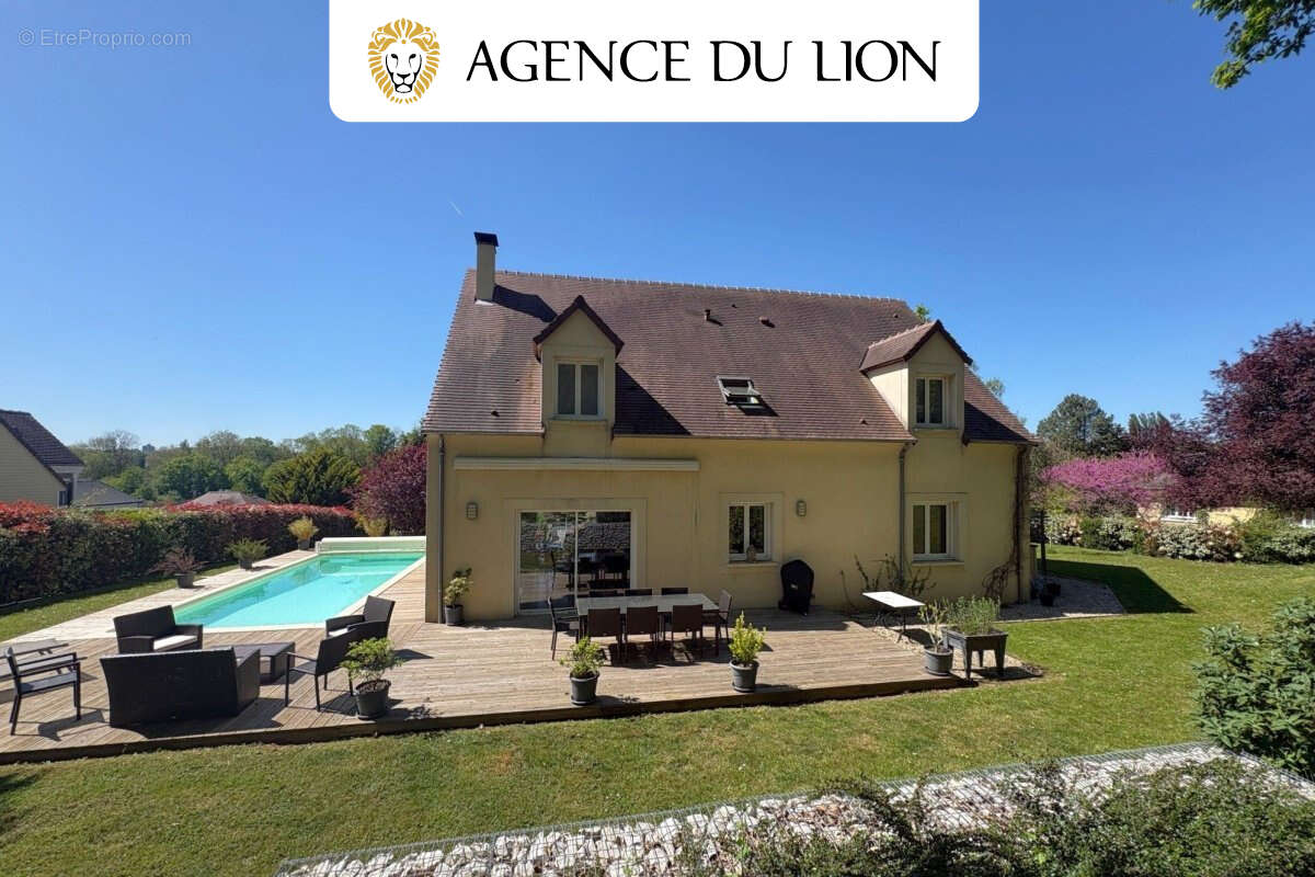 Maison à SAINTE-GEMME-MORONVAL