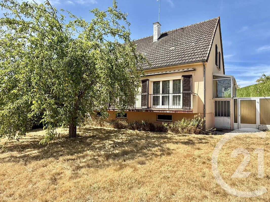 Maison à YZEURE