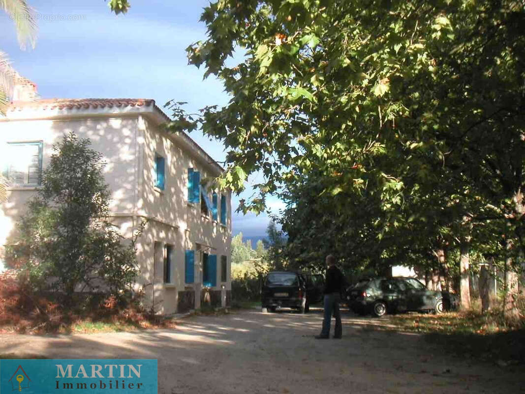 Autre à CERET