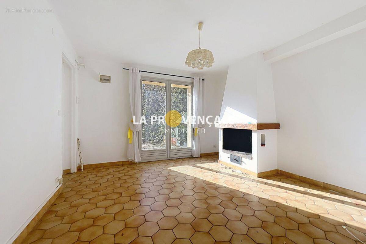 Appartement à GARDANNE
