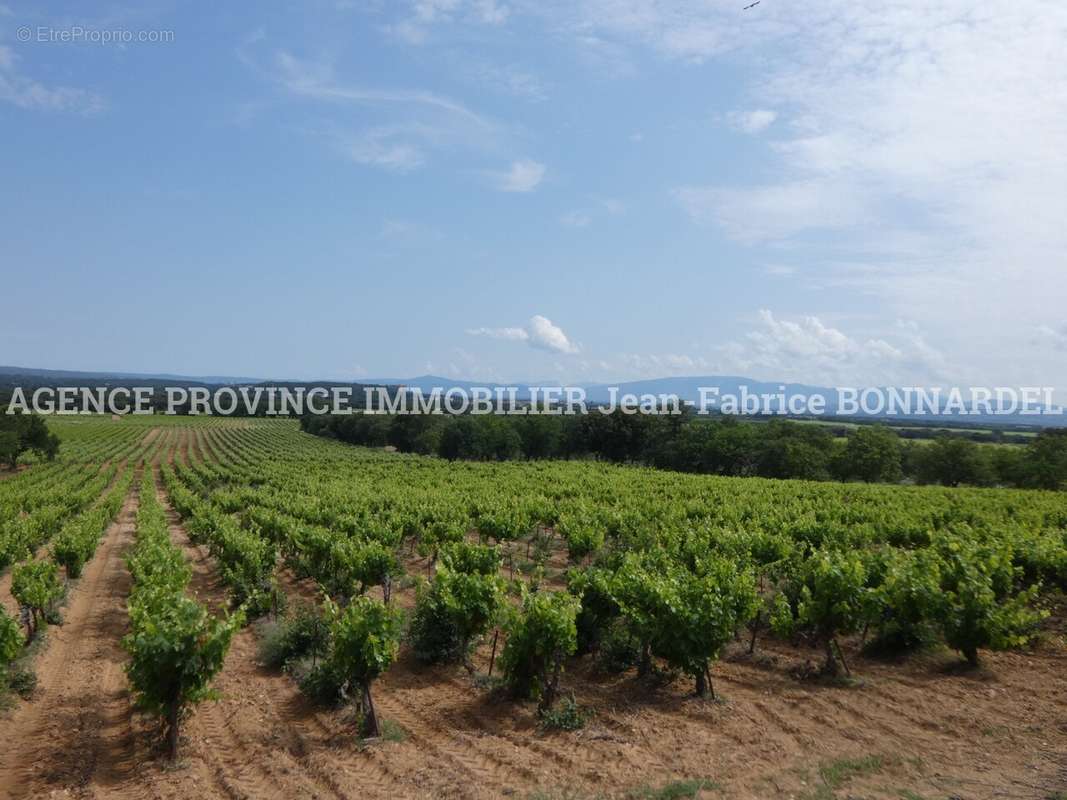 Terrain à ROCHEGUDE