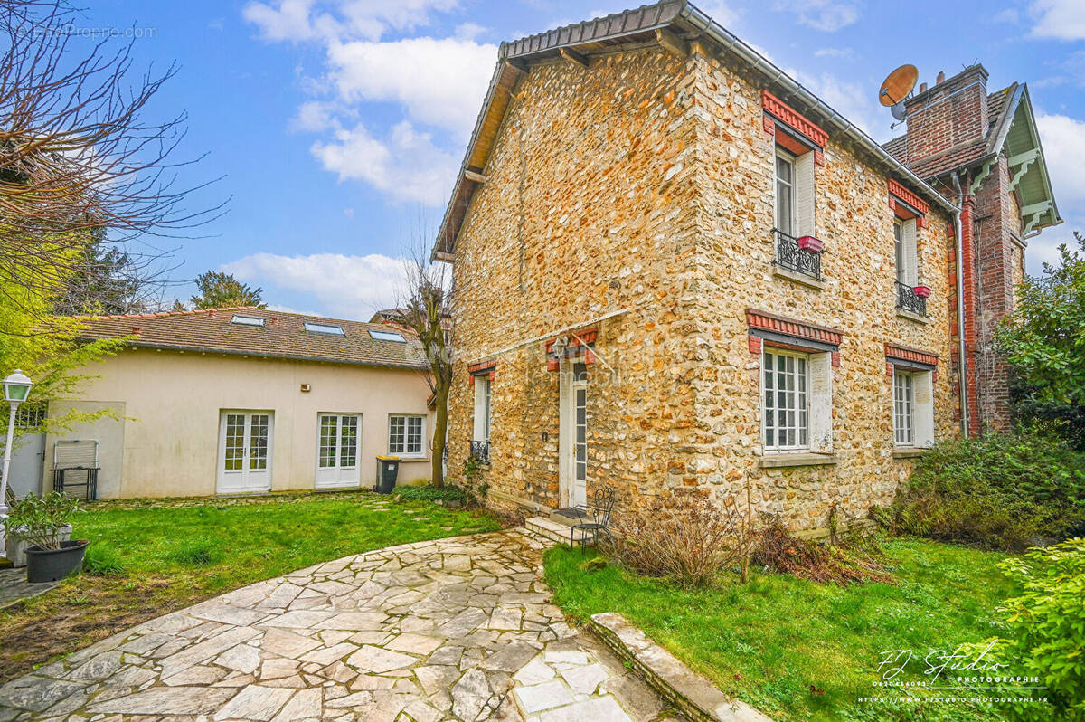Maison à SAINT-LEU-LA-FORET