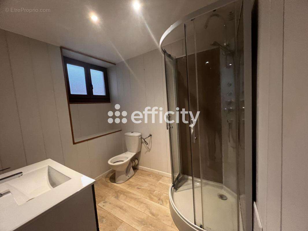 Appartement à RENAGE