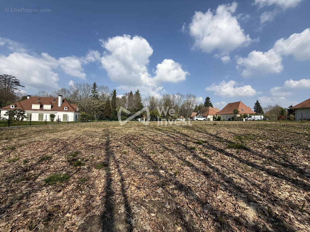 Terrain 740 m² à Lescar  - photo 2