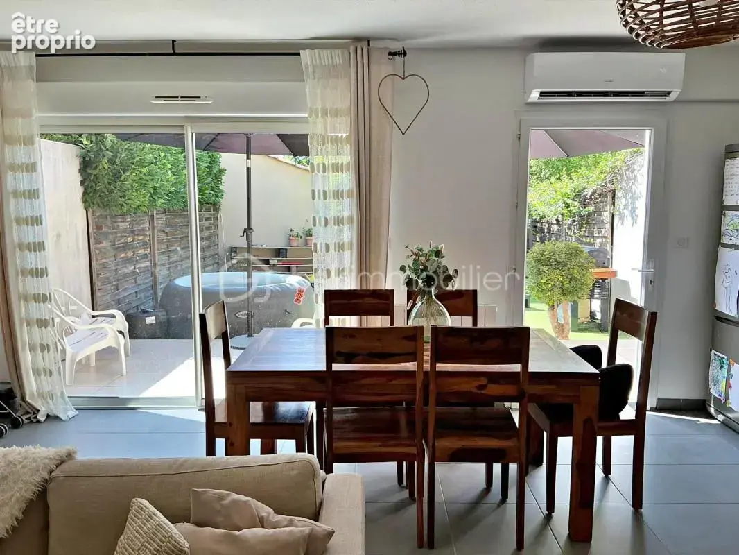 LA FARE-LES-OLIVIERS – Maison T3 avec jardin, garage & parking - photo 10
