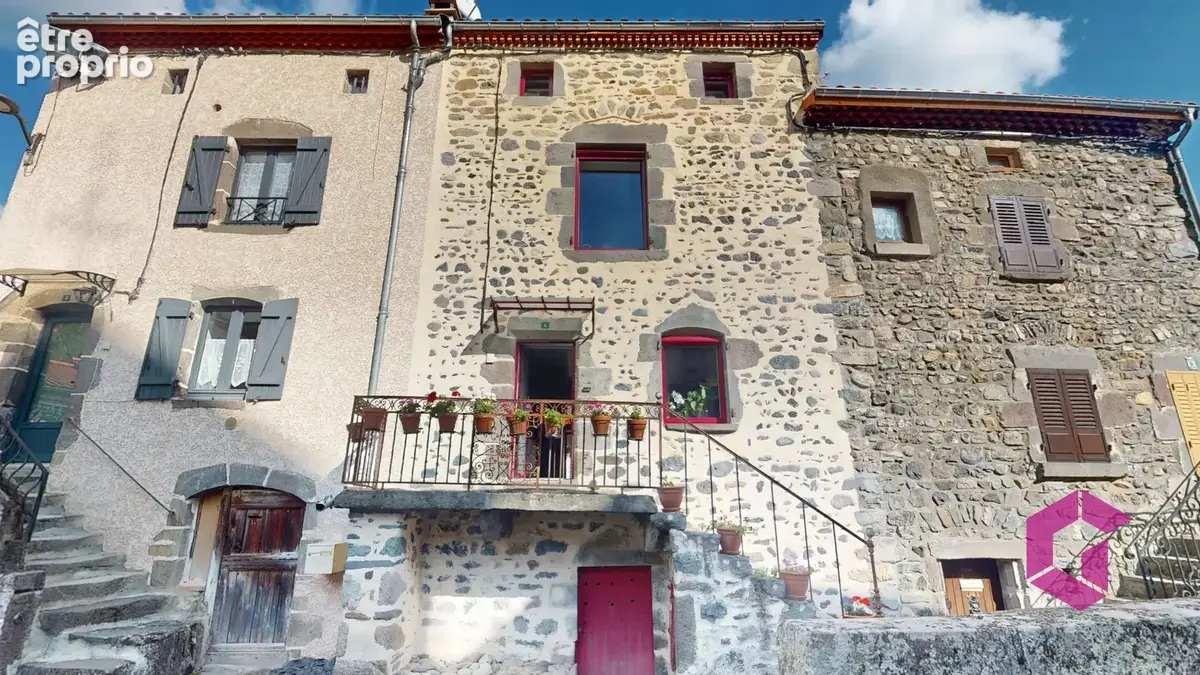 Saurier, Maison de village 90m2 hab. avec 2 chambres, Terrasse et Dépendances - photo 9