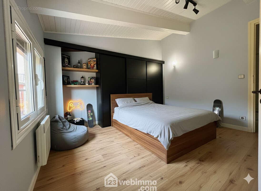 PHOTOS NON CONTRACTUELLES - Maison à ESTAGEL