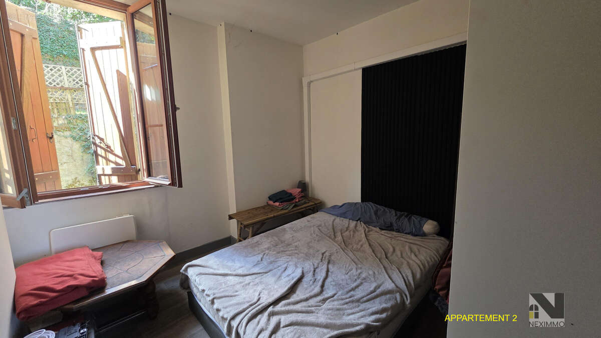 Appartement à SAINT-YRIEIX-LA-PERCHE