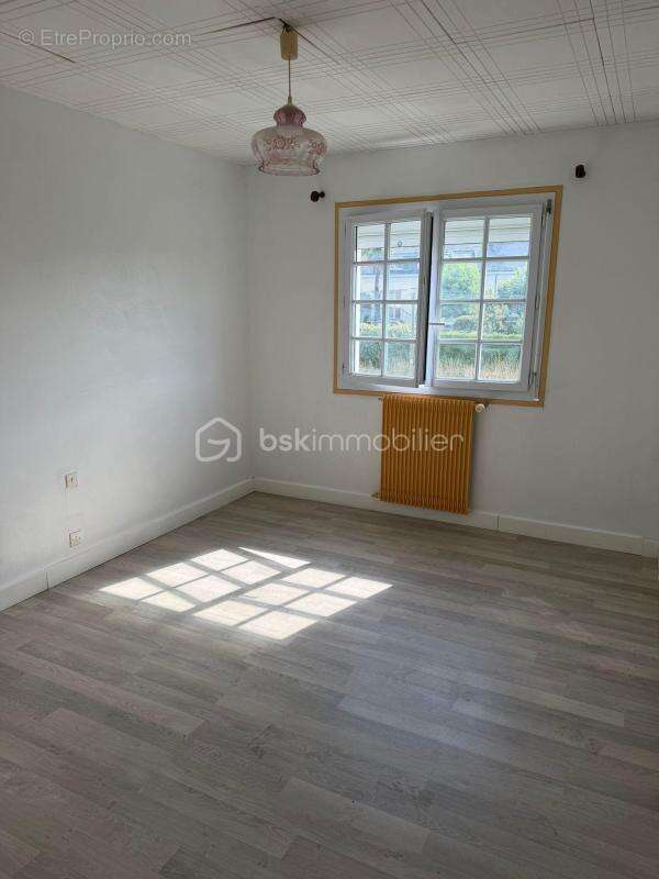 Maison à BAUGE