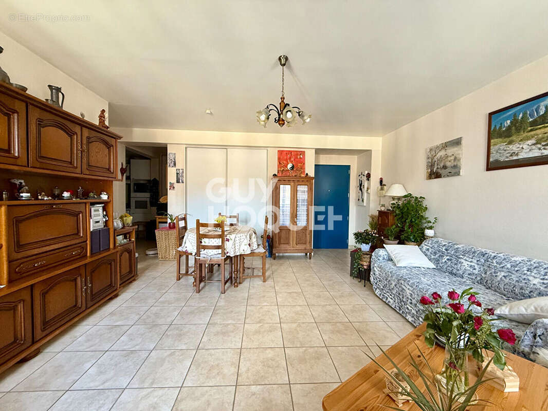 Appartement à AIX-LES-BAINS